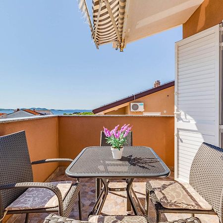 Apartmani Pocrnic Пакоштане Экстерьер фото