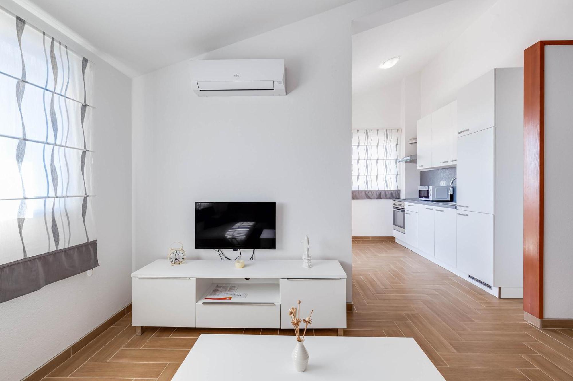 Apartmani Pocrnic Пакоштане Экстерьер фото