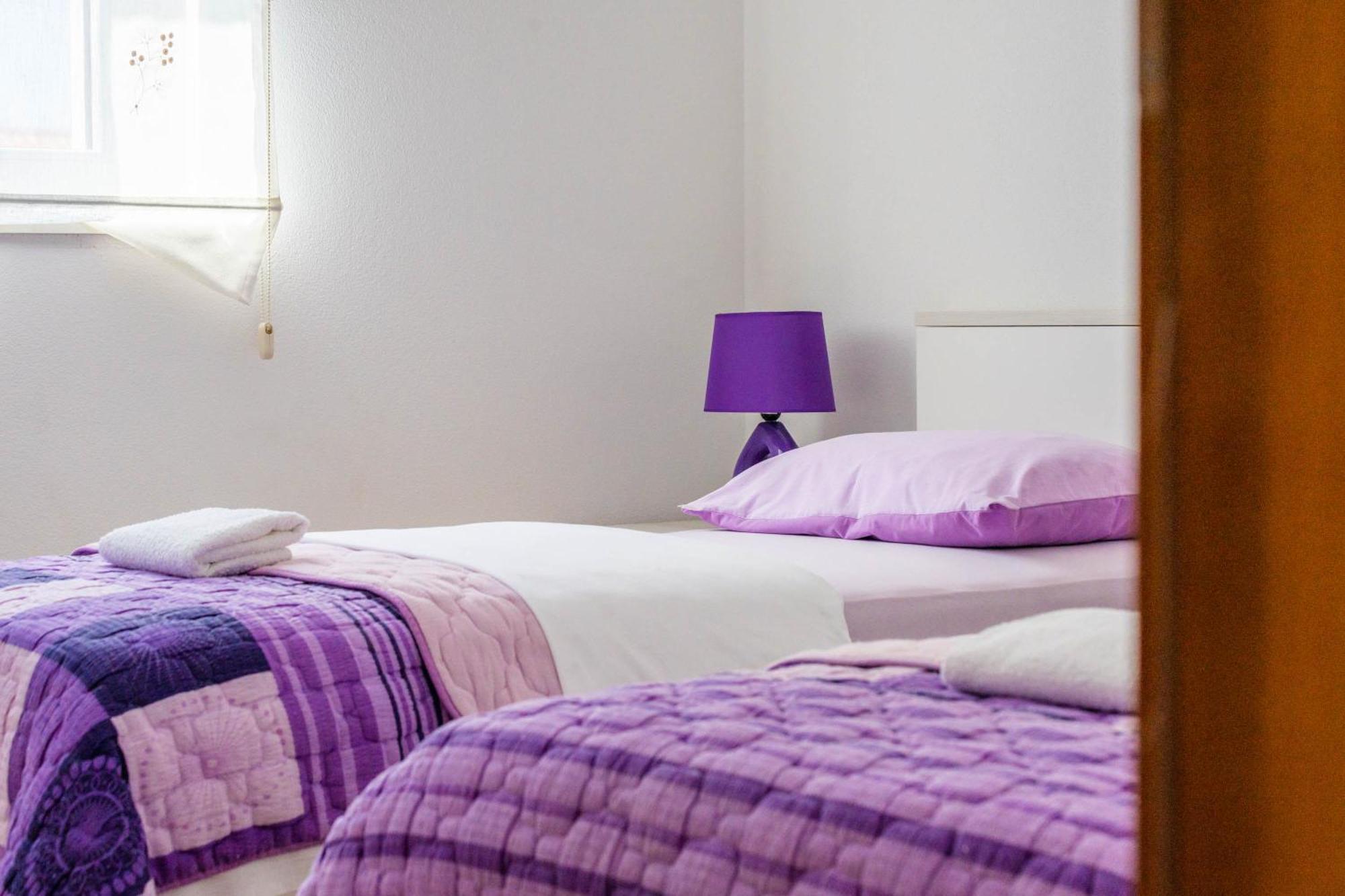 Apartmani Pocrnic Пакоштане Экстерьер фото